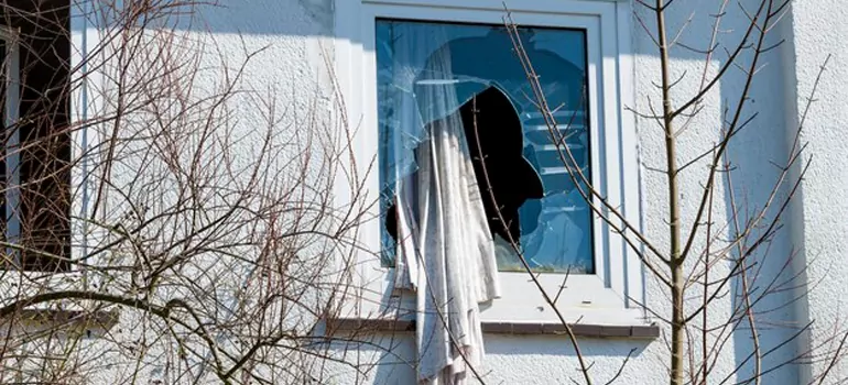 Storm Window Installation Contractors in DeBary, FL