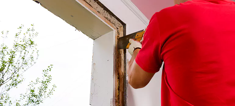 Residential Accordion Door Repair in DeBary, FL