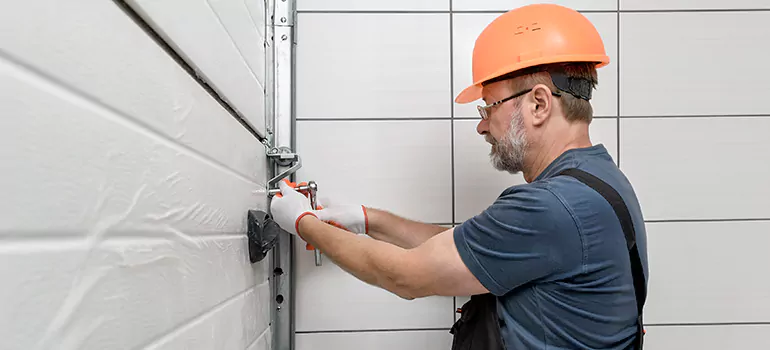 Garage Door Repair in DeBary