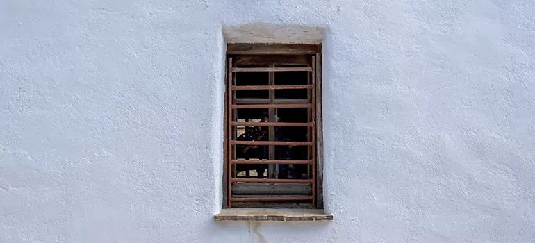 Residential Accordion Door Repair in DeBary, FL